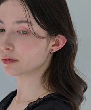 Phoebe 【痛くないシリーズ/金属アレルギー対応】ミニマルストレートフープライトフィットイヤリング　シルバー シルバー