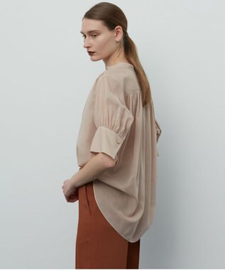 BEIGE， BAC / ハーフスリーブブラウス Nude