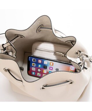 UNBILLION cachecache かがりチェーンドロストショルダーバッグ アイボリー