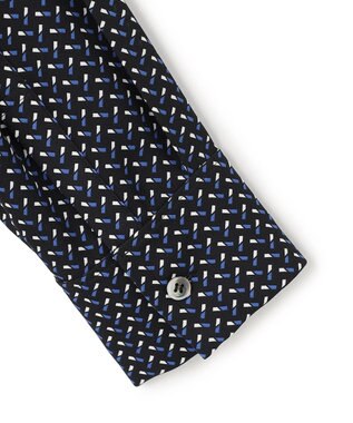 ICB L 【先行予約・WEB&一部店舗限定カラーあり】BackSatinAmunzen バンドカラーブラウス ブラックベース×マイクロジオメトリック柄