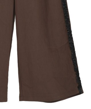 Green Parks ■ESCAR サイドミニフリルワイドパンツ Brown