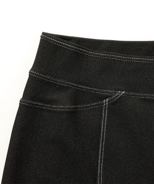 Chacott デニム調ブーツカットパンツ ブラック