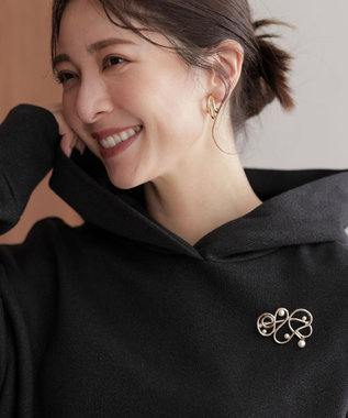 組曲 メタルラインパールポイントブローチ