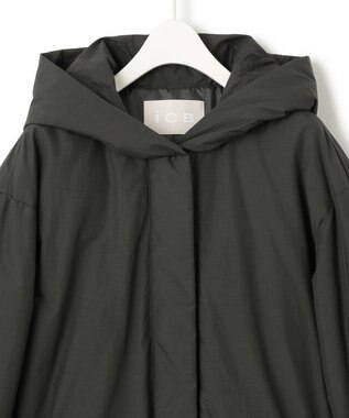 ICB 【WEB限定カラーあり・撥水加工】ADSダウン フーデットミドル丈コート チャコールグレー系