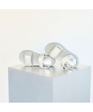 MODE ET JACOMO <noyau>厚底サテンベルクロスポーツサンダル シルバー