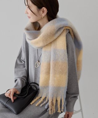 AMERICAN HOLIC 起毛カラーチェックシャギーマフラー Yellow
