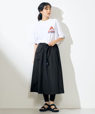 SHARE PARK MENS 【UNISEX】UVカット アートコラボTシャツ〈CAMP〉 ホワイト