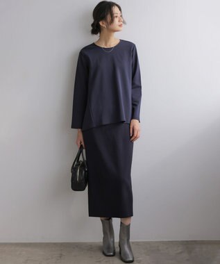 組曲 L バックフレアロングＴシャツ ネイビー系