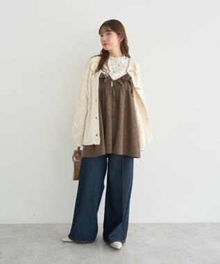 earth music&ecology 【一部予約】フラワーモチーフトグルボタンニットカーディガン Ivory