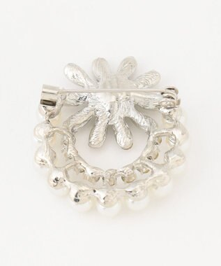 23区 【APPLAUDIR】ビジューパールブローチ シルバー系