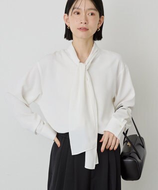 AMERICAN HOLIC 【イージーケア】ナロータイブラウス Off White