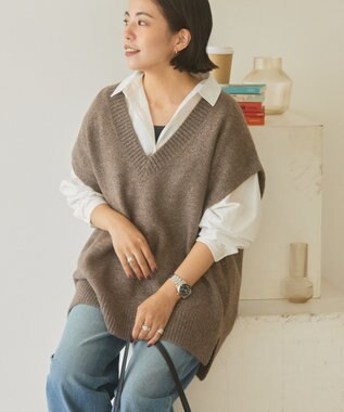 AMERICAN HOLIC ラメ入りＶネックニットベスト Mocha