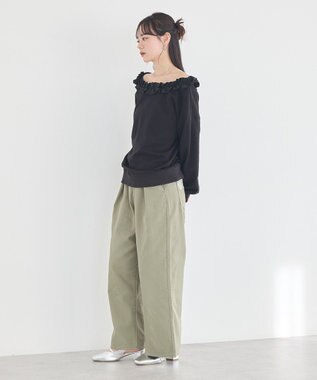 earth music&ecology フリルオフショルウラケスウェット Black