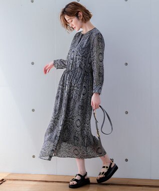 23区 レザー モバイル ポーチ スレート