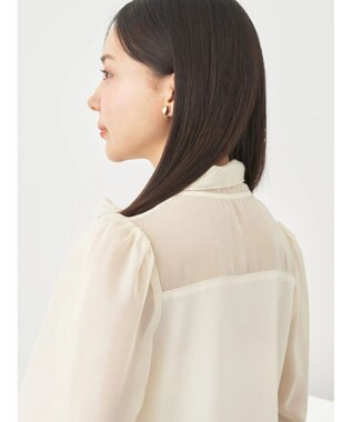 earth music&ecology シアードッキングブラウス Ivory