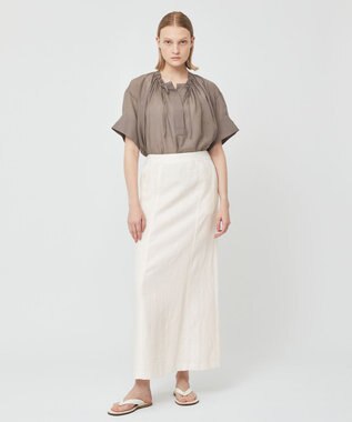 BEIGE， BURDOCK / Iラインスカート White