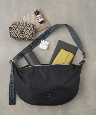 IACUCCI アーゴ M NYLON/CERVO ブラック