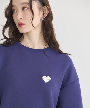 earth music&ecology Ｃｈａｍｐｉｏｎ×ｅｍａｅポンチハートスウェット Blue