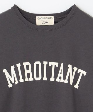 ANY 【UVケア】アソートロゴプリント ロングスリーブTシャツ チャコール×カレッジロゴ