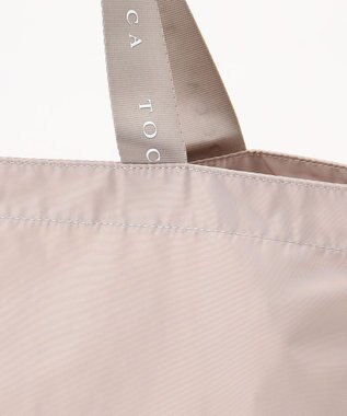 TOCCA 【WEB＆一部店舗限定・A4サイズ対応】DANCING TOCCA SUBBAG サブバッグ ベージュ