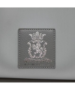 A.D.M.J. ドラマ「続・続・最後から二番目の恋」(フジテレビ)着用　マジックライト/センターリボンベルボトムトートL グリス