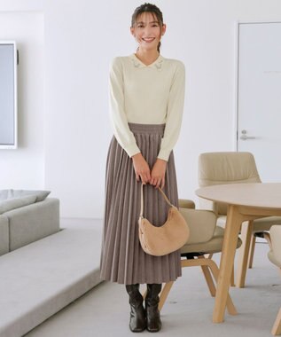 Tiaclasse 襟ビジュー付きニットプルオーバー オフホワイト