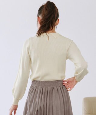 Tiaclasse 襟ビジュー付きニットプルオーバー オフホワイト