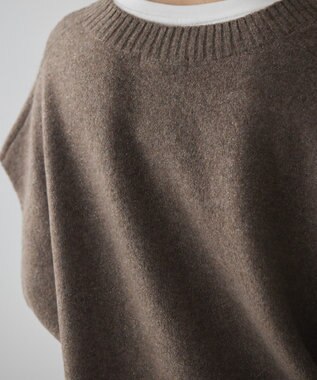 AMERICAN HOLIC ラメ入りＶネックニットベスト Mocha