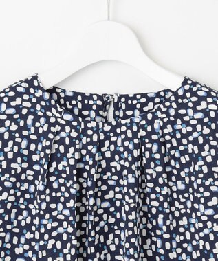 自由区 L 【カタログ掲載・セットアップ対応・洗える】ジオメトリックフラワードットプリント ブラウス ネイビー系