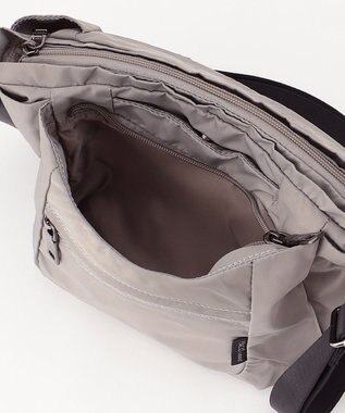 Y'SACCS 【Y’SACCS vous et】ラウンドショルダー グレー