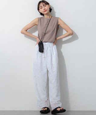 23区 【先行予約】エンブロイダリー ワイドパンツ ホワイト系