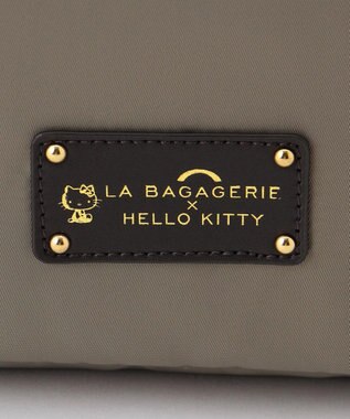 LA BAGAGERIE 【LA BAGAGERIE×HELLO KITTY】リボンチャーム付き　デイリートート　Mサイズ グレージュ