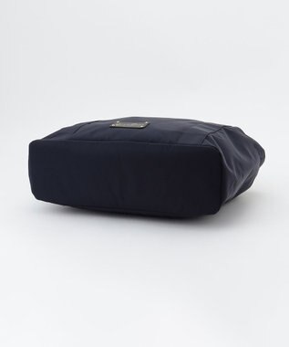 LA BAGAGERIE 【LA BAGAGERIE×HELLO KITTY】リボンチャーム付き　デイリートート　Mサイズ ネイビー