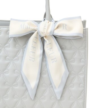 Maison de FLEUR EC限定スカーフ付リボンキルティングトート Grayish Blue