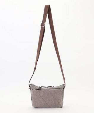 Y'SACCS ストリームラインポシェット ベージュ