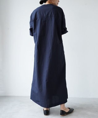 WHITE MAILS 【阿久津ゆりえコラボ】フロントタック Vネック ワンピース ダークネイビー