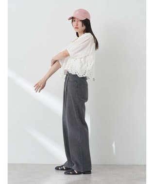 earth music&ecology エンブロイダリープルオーバー Off White