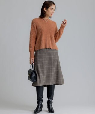 組曲 【前後着用可】2WAYナイロンファー ニット オレンジ系