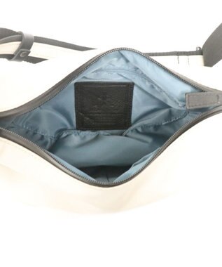 Regalo Felice 【ドラマ使用商品 / 防水 / 軽量】ショルダー小 / REGALO IV(アイボリー)