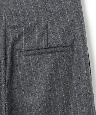 BEIGE， DELAND / ウールピンストライプハイウエストタックパンツ Gray St.