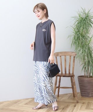 AMERICAN HOLIC ロゴ刺繍ノースリーブプルオーバー Charcoal Gray