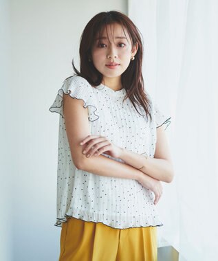  プリーツディテール ブラウス