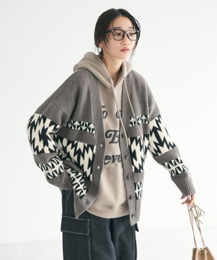 CRAFT STANDARD BOUTIQUE オルテガ柄ニットカーディガン Charcoal Gray