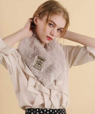 TOCCA 【ブローチ取り外し可】BIJOUX FURTIPPET ティペット ライトグレー系