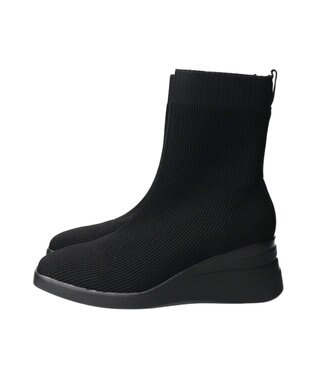 INTER-CHAUSSURES 【BUSSOLA】スクエアトゥウェッジヒールニットブーツ ブラック雑材
