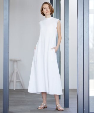 BEIGE， COSMOS/ワンピース White