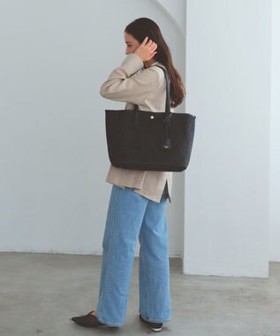 TOPKAPI 【Breath TOPKAPI】レザーコンビ 雑材風 シンプル トートバッグ チャーム付き　A4 / 軽量 ブラック