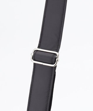 Y'SACCS ナイロンキルティングボディバッグ ブラック