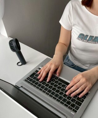 WEGO 【冷却/携帯扇風機/熱中症対策】カラビナ付ハンディファン ダークグレー