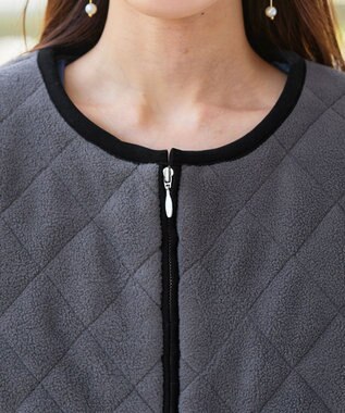 Tiaclasse ボアキルトショートジャケット チャコールグレー